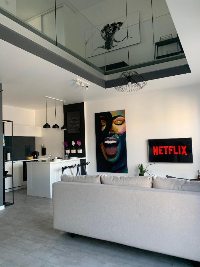 Appartement Two-Levels Penthouse With A Garden In The City Center à Łódź Extérieur photo